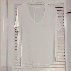 White t-shirt